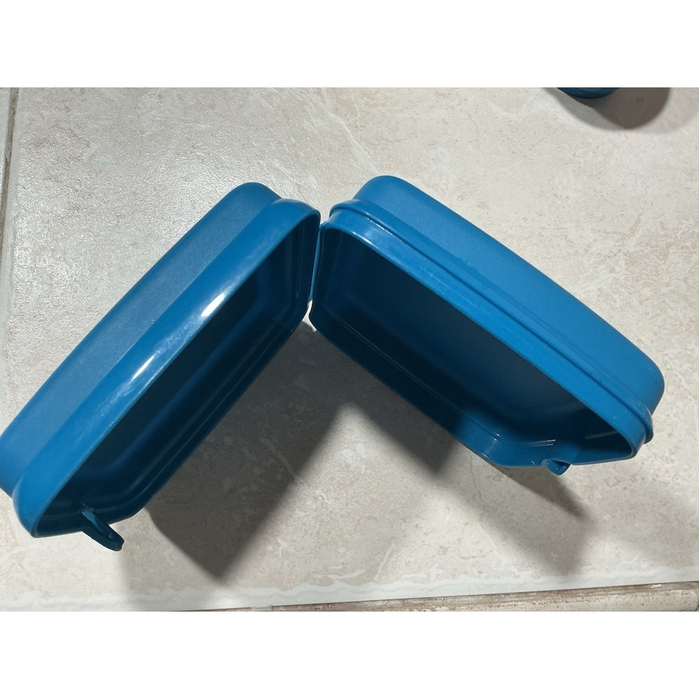 Wonder Woman Tupperware Set - Picture 10 of 14
